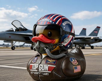 Paperella di gomma Maverick Pilot per il 40° anniversario di Top Gun - Giocattolo da bagno da collezione a tema aviatore - Regalo per appassionati di cinema anni '80 - Paperella per il 250° anniversario dell'Indipendenza