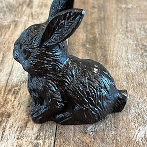 Cast Iron Rabbit