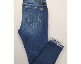 Jeans ajustados Judy Blue 11/30, desgastados, de talle medio, de mezclilla elástica azul para mujer