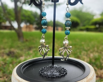 Pendientes de pulpo/Joyas colgantes con cuentas/Pendientes colgantes inspirados en el océano/Pendientes náuticos llamativos/Claridad espiritual/Regalo para ella/Animal marino
