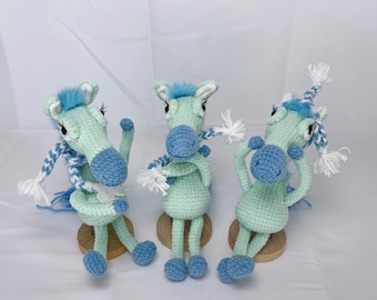Llavero de caballo de ganchillo, regalo para amigos.