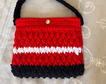 Cincinnati Reds Colors Crochet Crossbody Bag | Crochet Handbag | MLB Reds Colors Crochet Crossbody Purse | Crochet Bag