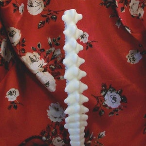 Free USA Shipping Spine White Beeswax Candle