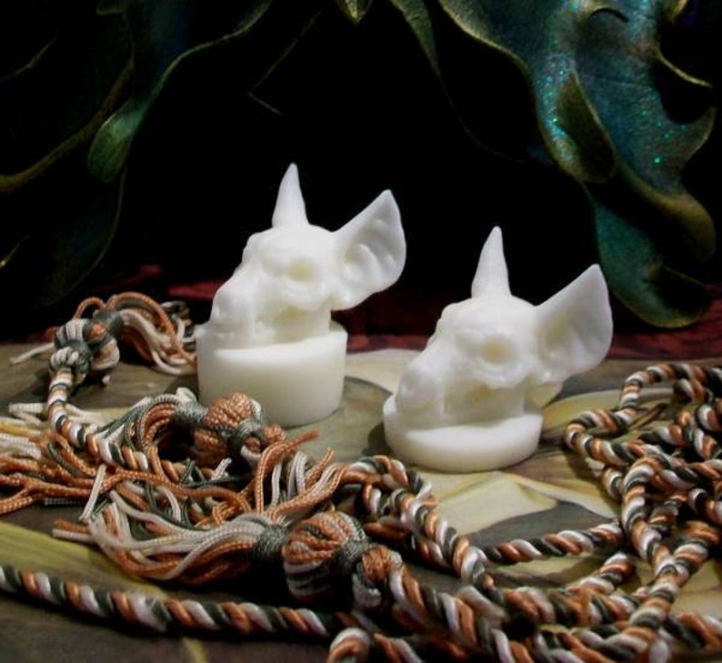 Free USA Shipping Bat Skull Bat Head Beeswax Candle Set of 2 Choice of Base image 1