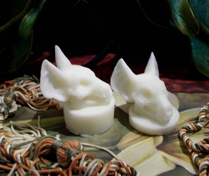 Free USA Shipping Bat Skull Bat Head Beeswax Candle Set of 2 Choice of Base image 3