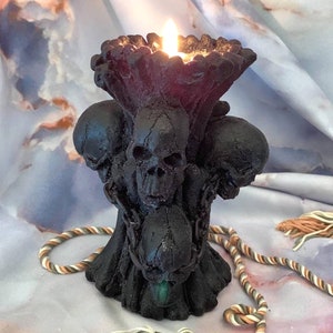 Free USA Shipping Skull Chains Screams Goth Candle image 3