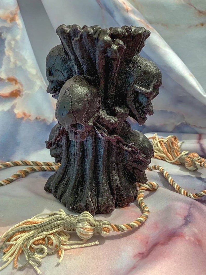 Free USA Shipping Skull Chains Screams Goth Candle image 5