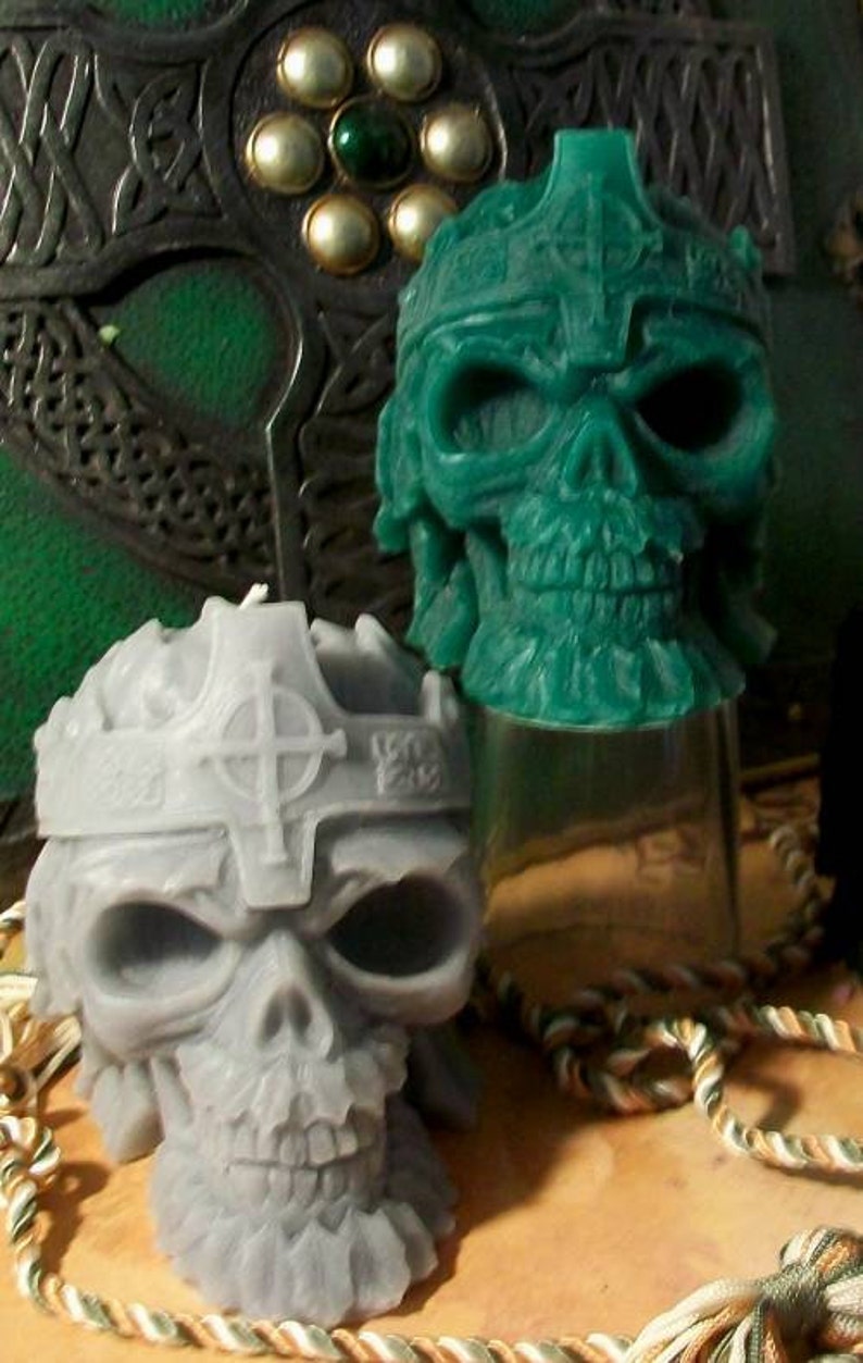 Free USA Shipping Celtic Skull Beeswax Candle image 3