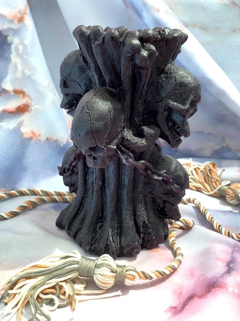 Free USA Shipping Skull Chains Screams Goth Candle image 7