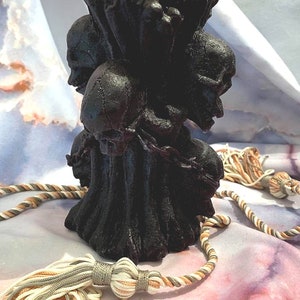 Free USA Shipping Skull Chains Screams Goth Candle image 4