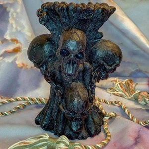 Free USA Shipping Skull Chains Screams Goth Candle image 9