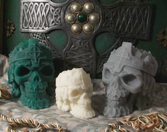 Free USA Shipping SMALL Celtic Skull Beeswax Candle Celtic King