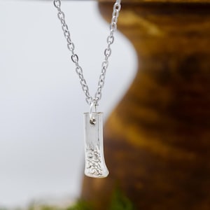 Vintage Silverplate Spoon Handle Necklace – 1950 "April" Pattern – Handcrafted Floral Pendant