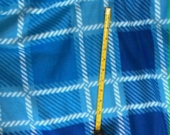 Socks fleece blue plaid design sizes 5-14 wm. & mens