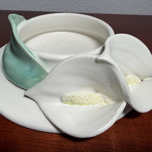 Portacandele vintage in ceramica artistica, realizzato a mano e firmato da Jana Kausalik.