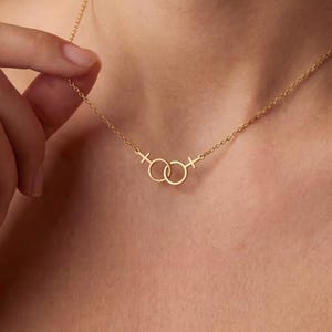 Förgyllt dubbelt Venushalsband, Lesbiskt halsband, HBTQ-smycken, Present till flickvän, Pride-månadspresent, Julklapp