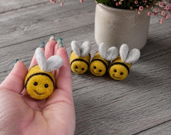 Set of Handmade Needle felted cute bee decoration/gifts