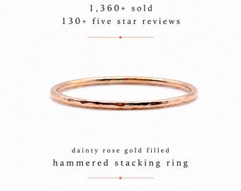 Anillo apilable chapado en oro rosa, delicada banda martillada, anillo minimalista ultrafino de 1 mm, joyería fina para combinar con otros anillos, se vende individualmente o en conjuntos.
