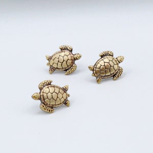 Brass Sea Turtle Tie Tac, Lapel Pin, Turtle Brooch, Gift for Him, Sea Turtle Tie Tack, Beach Accessory, Unisex Pin image 2