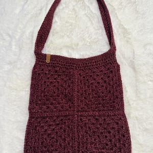 Sac à main bordeaux carré grand-mère au crochet, sac à projet, sac fourre-tout, sac bandoulière Boho festivals prêt à expédier