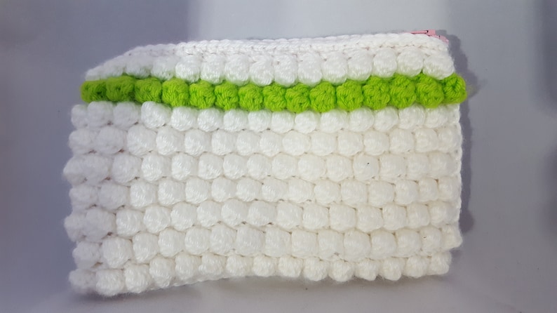 Crocheted Bag with Zipper