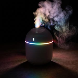 USB Air Humidifier Cool Mist Aroma Diffuser LED Night Light Bedroom Home Office Desk Humidifier Portable Air Freshener Aromatherapy