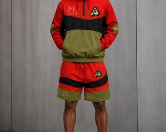 Conjunto corto de bloques de color de alta sociedad, sudadera con capucha y pantalones cortos en rojo oliva y negro, conjunto de dos piezas de estilo urbano, conjunto a juego de moda urbana