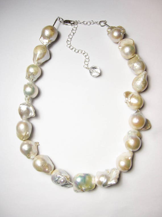 Mini Baroque Pearl Necklace in Sterling Silver – Nacre