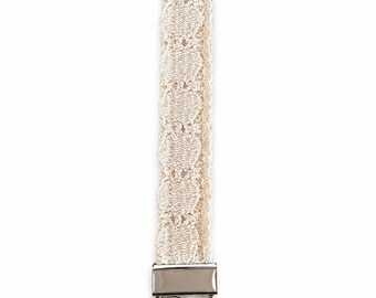 Handmade Crochet Style Vintage Trim Keychain Wristlet – Vintage Glam Key Fob