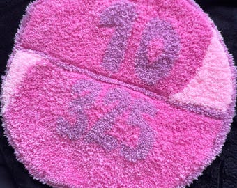 Alfombra rosa perk de 10 pastillas tejida a mano