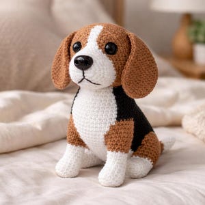 Beagle amigurumi crochet pattern, dog plush toy pattern, standing puppy crochet, handmade