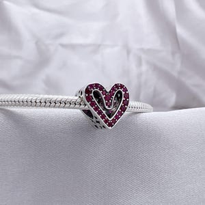 s925 silver Sparkling Ruby Red Freehand Heart Charm, suitable for Pandora bracelets