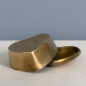 Vintage Brass Heart Shaped Box Brass Trinket Box image 3