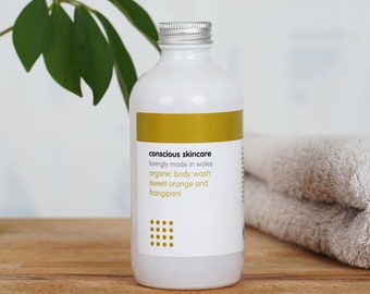 Bio Body Wash - Natürliches Duschgel - Wähle deinen Duft! - Vegan - 235ml Größe - Glasflasche - Geschenk für Sie - Ethical