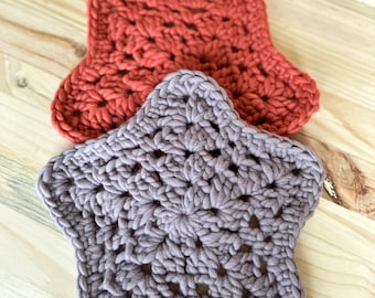 Crochet Star Trivet Hot Pot Holder Handmade Wool Hotpad Table Protector Heat Resistant Kitchen Accessory Housewarming Gift Farmhouse Style