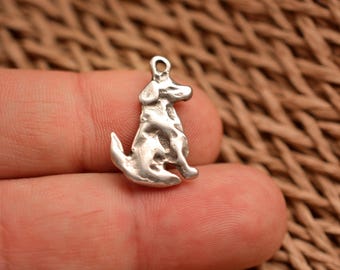 Colgante de perro de plata de ley 925: collar rústico oxidado con forma de cachorro, hecho a mano, joyería conmemorativa para mascotas.