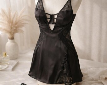 Satin Slip Nightdress, Lace Trim Sleepwear, Lightweight Nightgown Dress, Elegant Deep V Lounge Wear, Soft Comfortable Nightwear Women