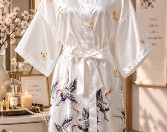 The Bridal Robe Every Bride & Her Girls Need on Wedding Morning