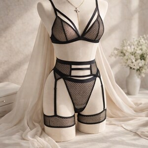 Plus Size Lace Lingerie Set, Soft Stretch Bralette Set, Breathable Women Underwear, Comfortable Everyday Intimates, Elegant Lace Set Black