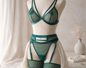 Plus Size Lace Lingerie Set, Soft Stretch Bralette Set, Breathable Women Underwear, Comfortable Everyday Intimates, Elegant Lace Set