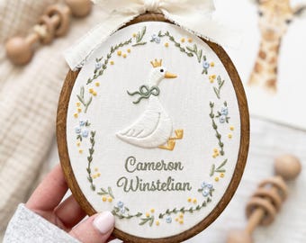 Aro de bordado personalizado de Silly Goose, letrero personalizado con nombre para la habitación del bebé, regalo para baby shower