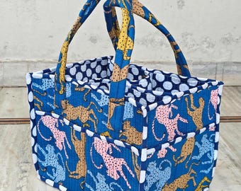Organizador de pañales con estampado de leopardo azul