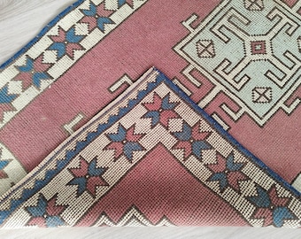Pink Turkish Runner Rug, Handmade Vintage Oushak Rug, Geometric Tribal Wool Rug, Small Accent Rug, Boho Entryway Rug, Anatolian Area Carpet