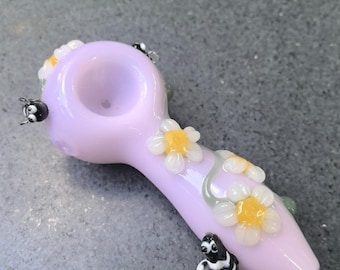 Rosa blumenförmige Glaspfeife in jugendlichem Design mit schönem Pfeifenkopf