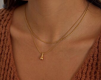 Gold Teardrop Layered Necklace – Minimalist Pendant Jewelry