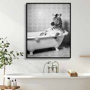 Zebra badkarstryck, rolig badrumsväggdekoration, svartvit djurkonst