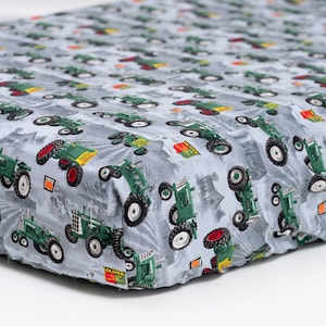 Oliver Tractor Logo Crib Sheet, Gray