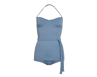 Retrostyle swimsuit with belt / light blue