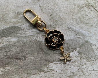 Keychain for woman,bag charm flower key chain, pendant for purse, earphone case decoration