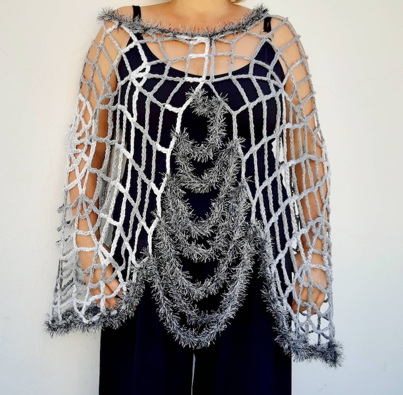 Halloween Costume Women Gray Spider Web Poncho Cape Spider Woman Halloween Spiderweb Clothes Halloween Clothing Witch Cosplay Costume